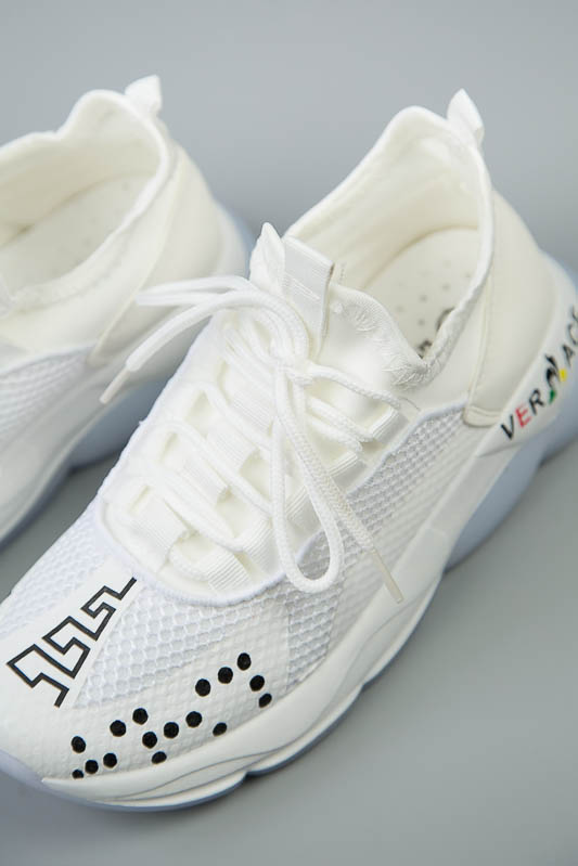 Кросівки жіночі 19-395